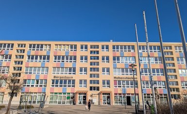 Außenansicht des Bürgerhauses Hohenstücken